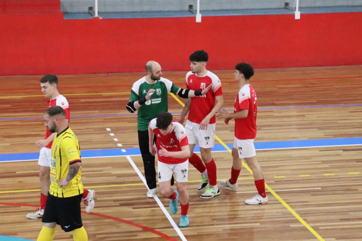 En este momento estás viendo El HEROGRA Albolote FS peleará por acabar en el quinto puesto ante un Vícar que se juega la permanencia